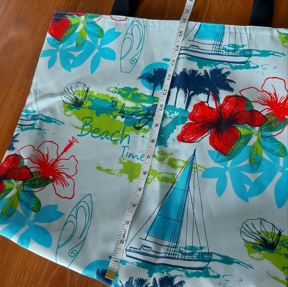 Beach Bag - Handmade in Canada - Picture 7 of 9